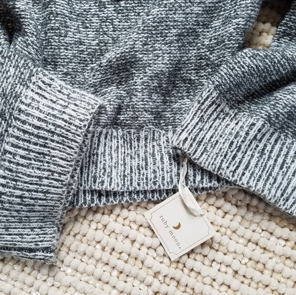 NWT crop hooded sweater FINAL PRICE - Picture 5 of 6